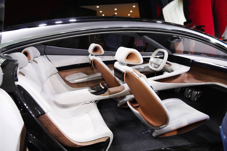 Hyundai Le Fil Rouge interior at 2018 Geneva Motor Show