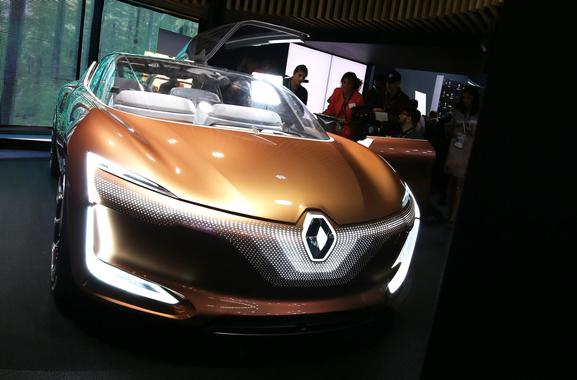 renault symbioz concept 2017 frankfurt motor show 100622657 h